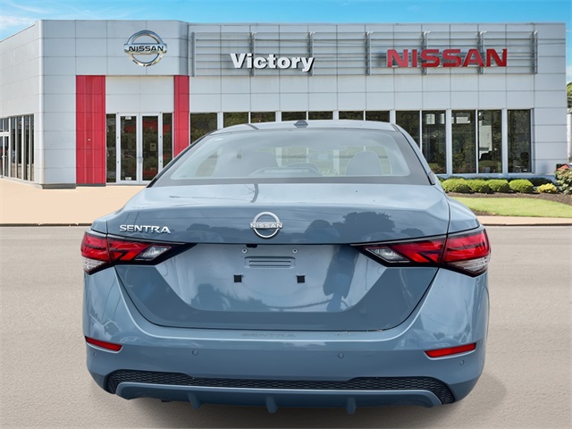 2025 Nissan Sentra SV photo 4