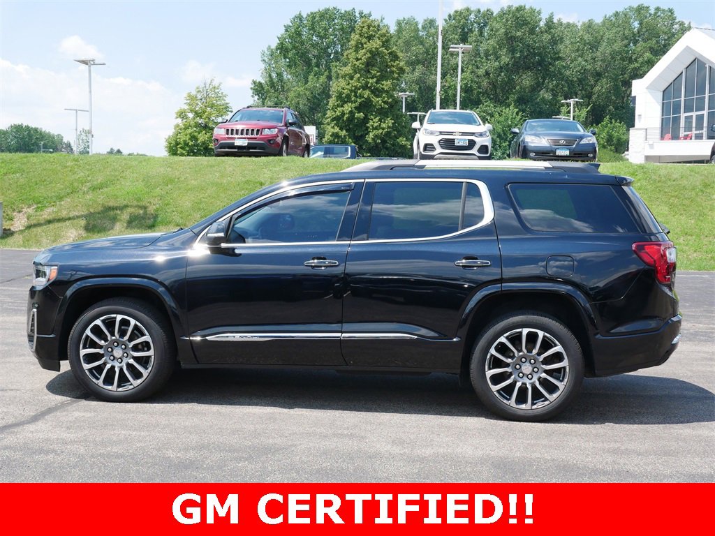 2022 Gmc Acadia Denali photo 2