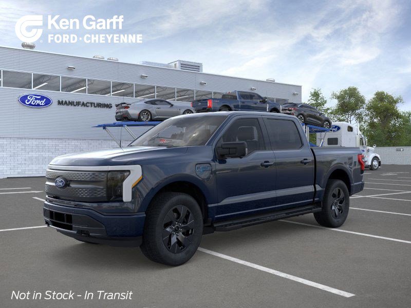 2025 Ford F-150 Lightning Flash's photo
