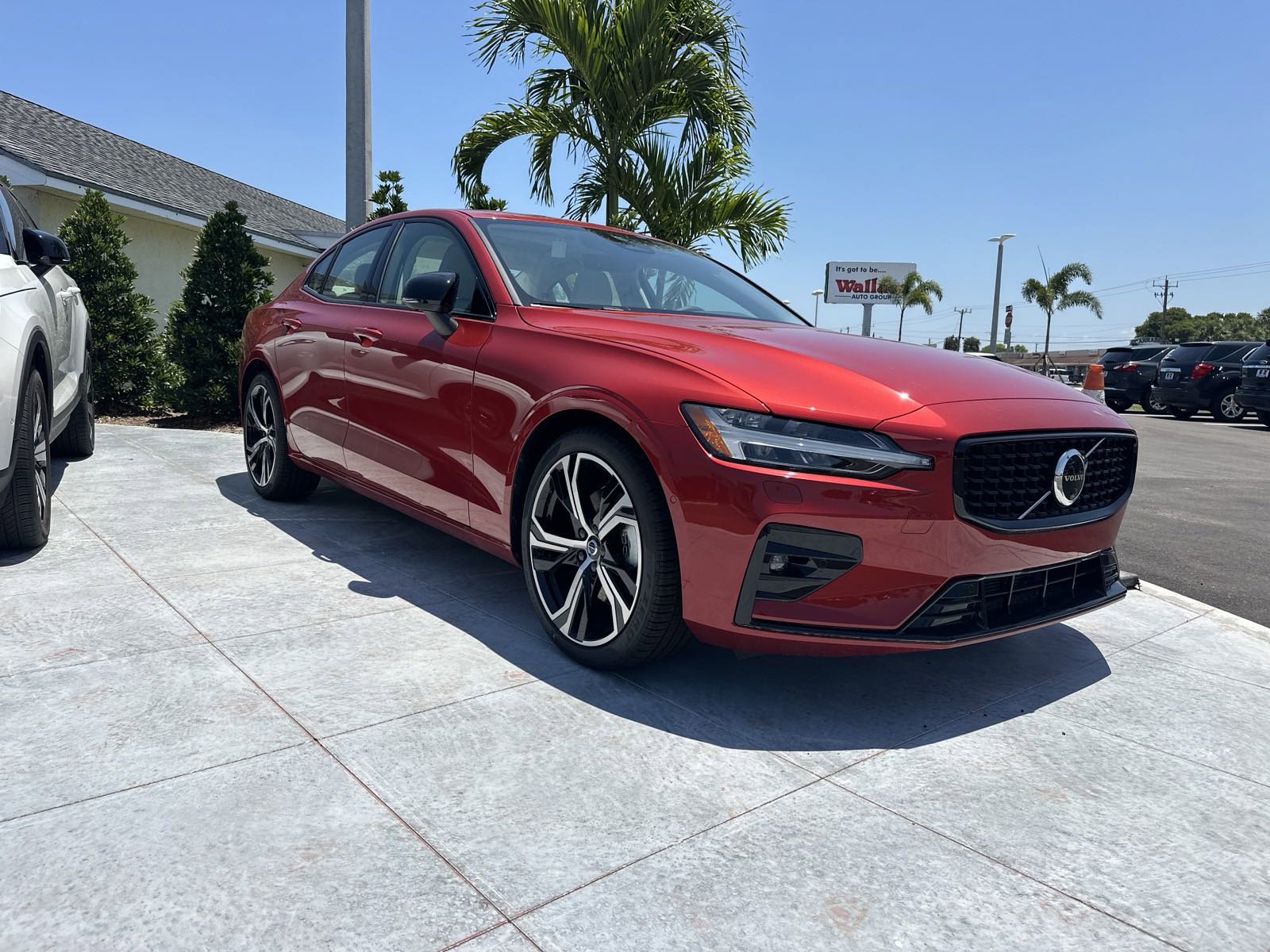 New 2024 Volvo S60 Plus Dark Theme 4dr Car in Stuart VE40604 Wallace