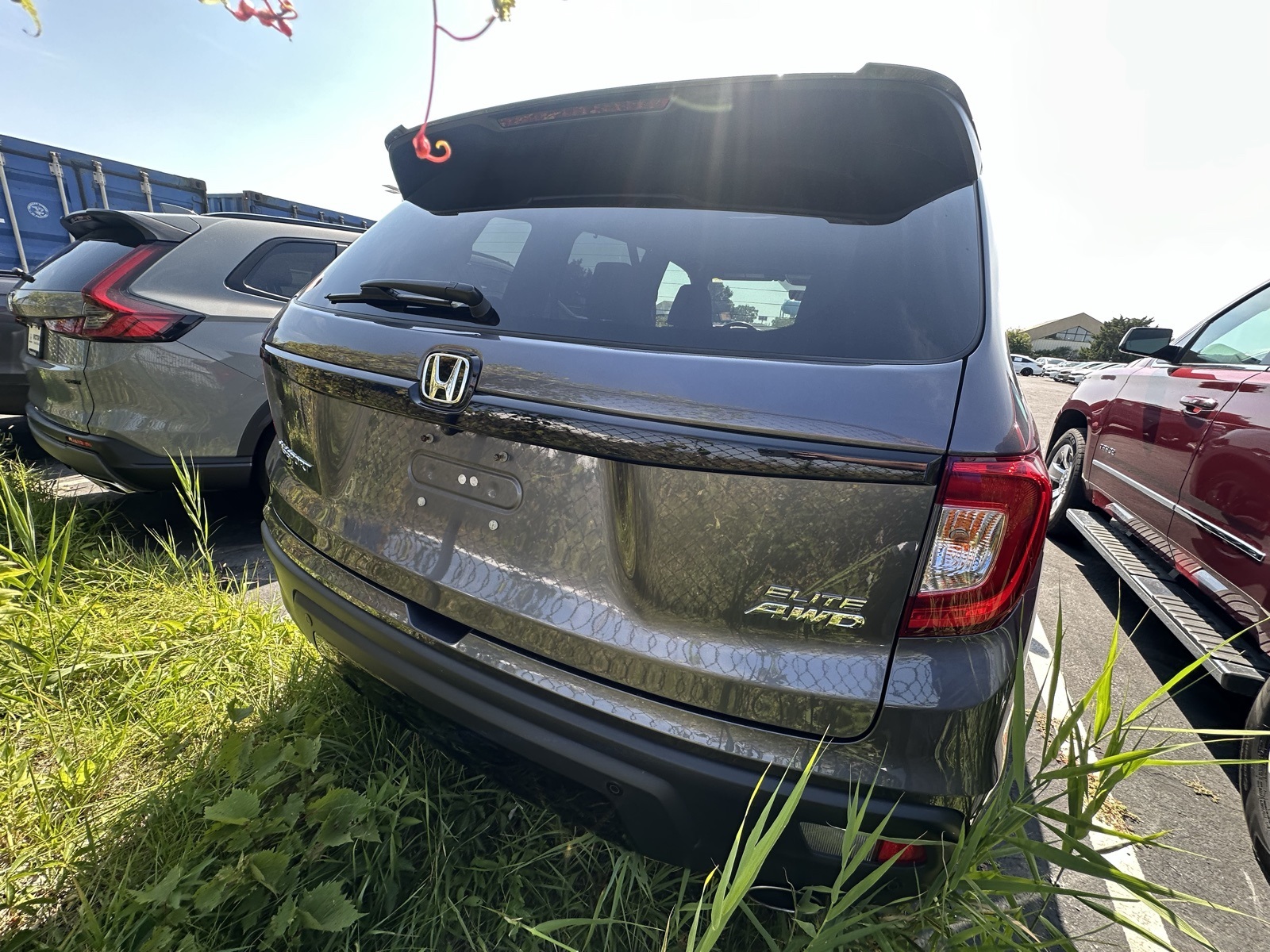 2021 Honda Passport Elite photo 2
