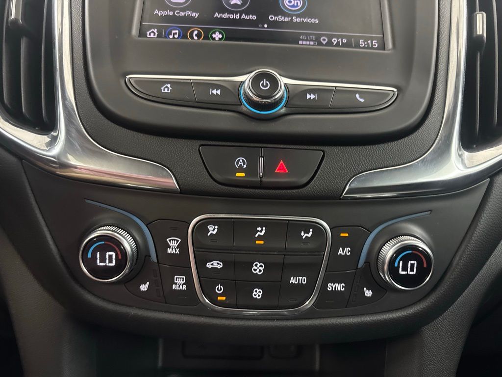 2022 Chevrolet Equinox LT photo 25