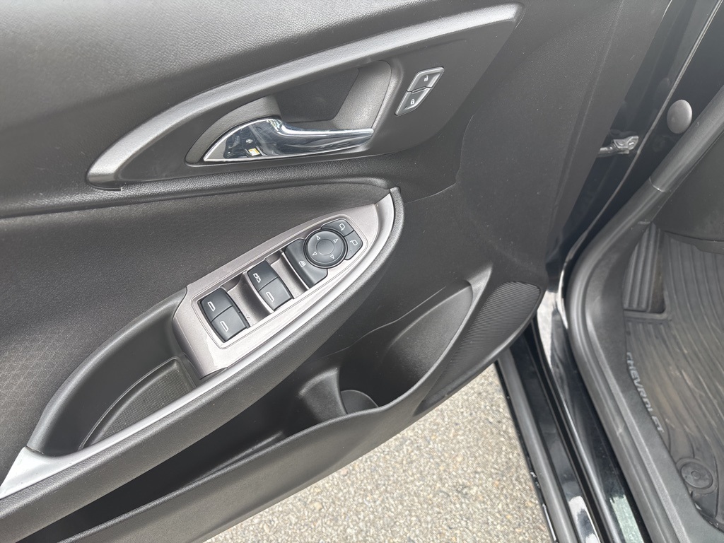 2023 Chevrolet Malibu 1LT photo 8