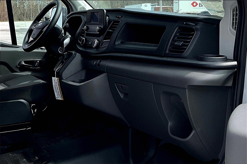 2024 Ford Transit photo 5