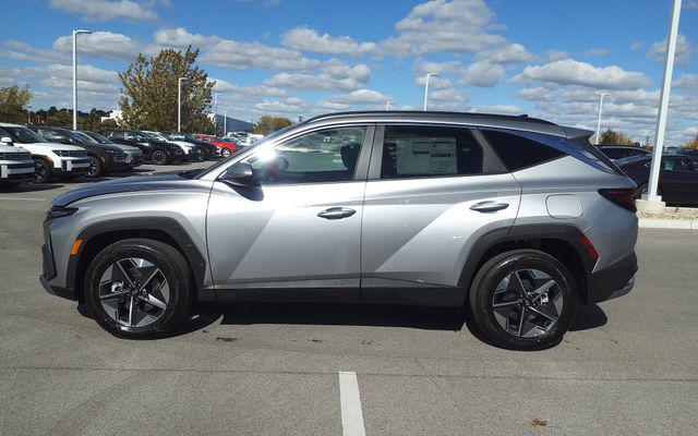 2026 Hyundai Tucson Blue SE's photo