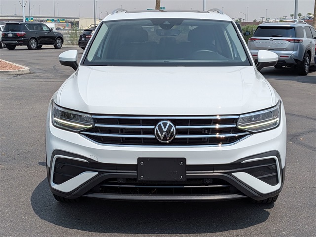 2022 Volkswagen Tiguan SE photo 3