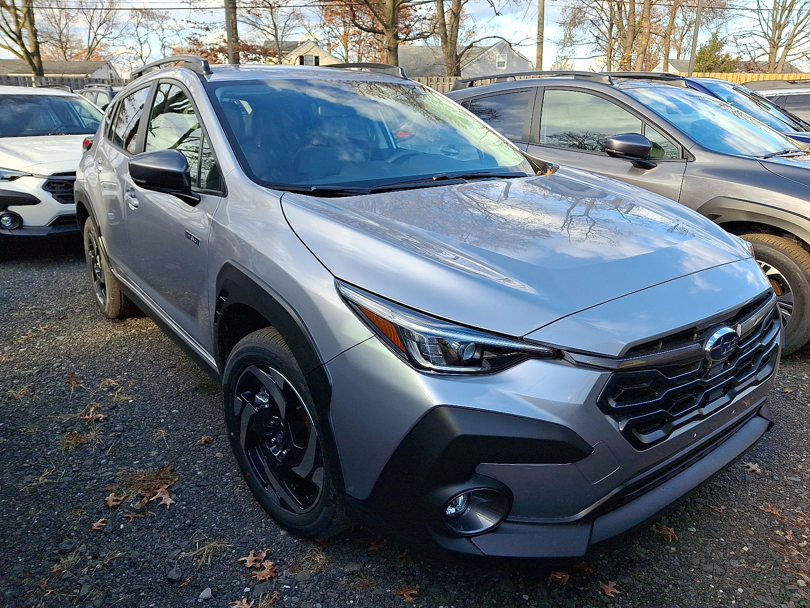 2026 Subaru Crosstrek Limited Hybrid photo 2