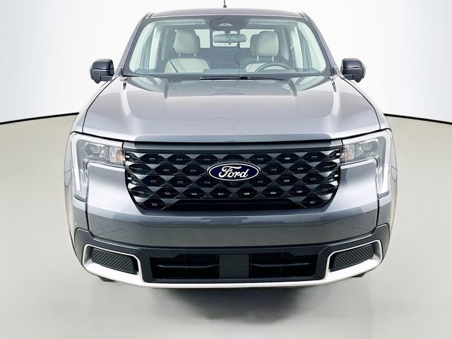 2025 Ford Maverick Lariat photo 2