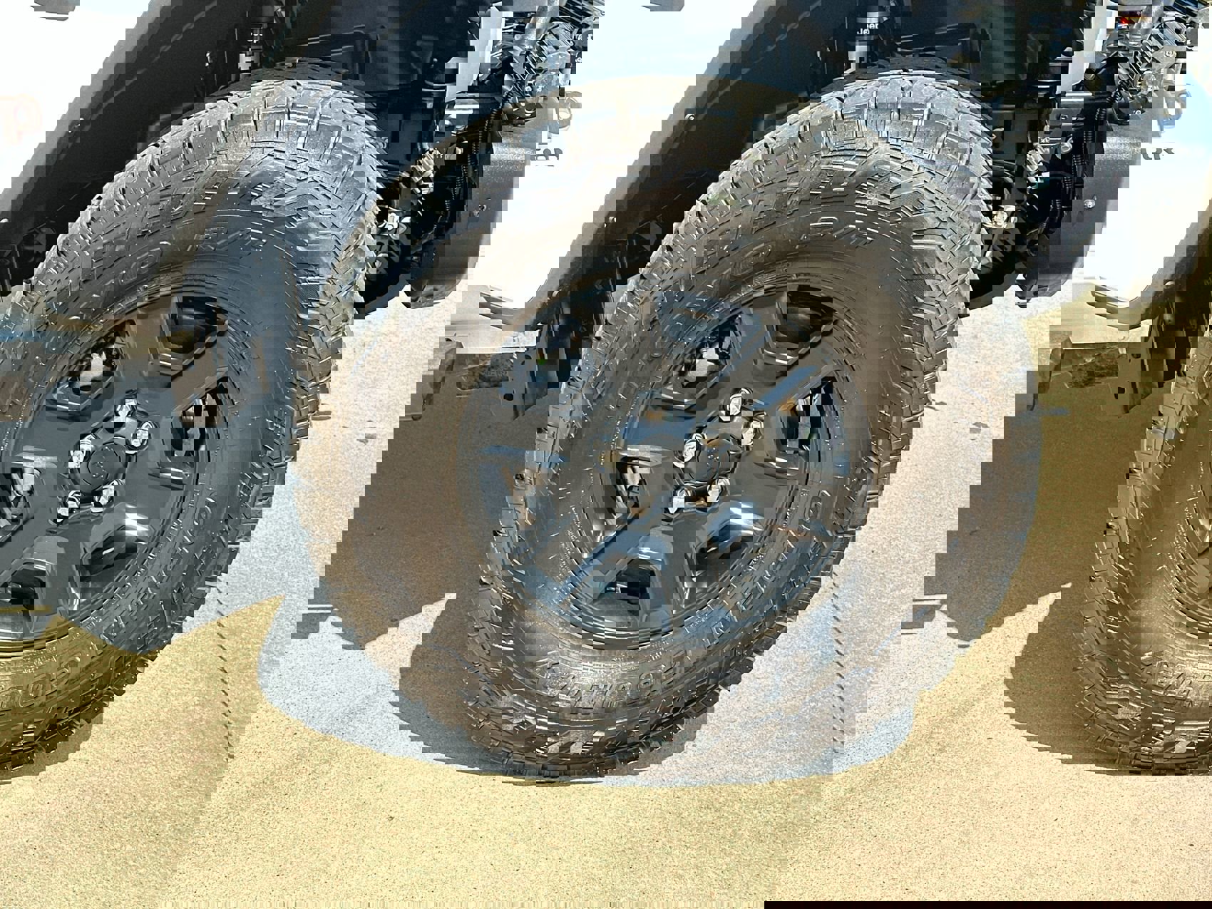2022 Jeep Gladiator Mojave photo 10