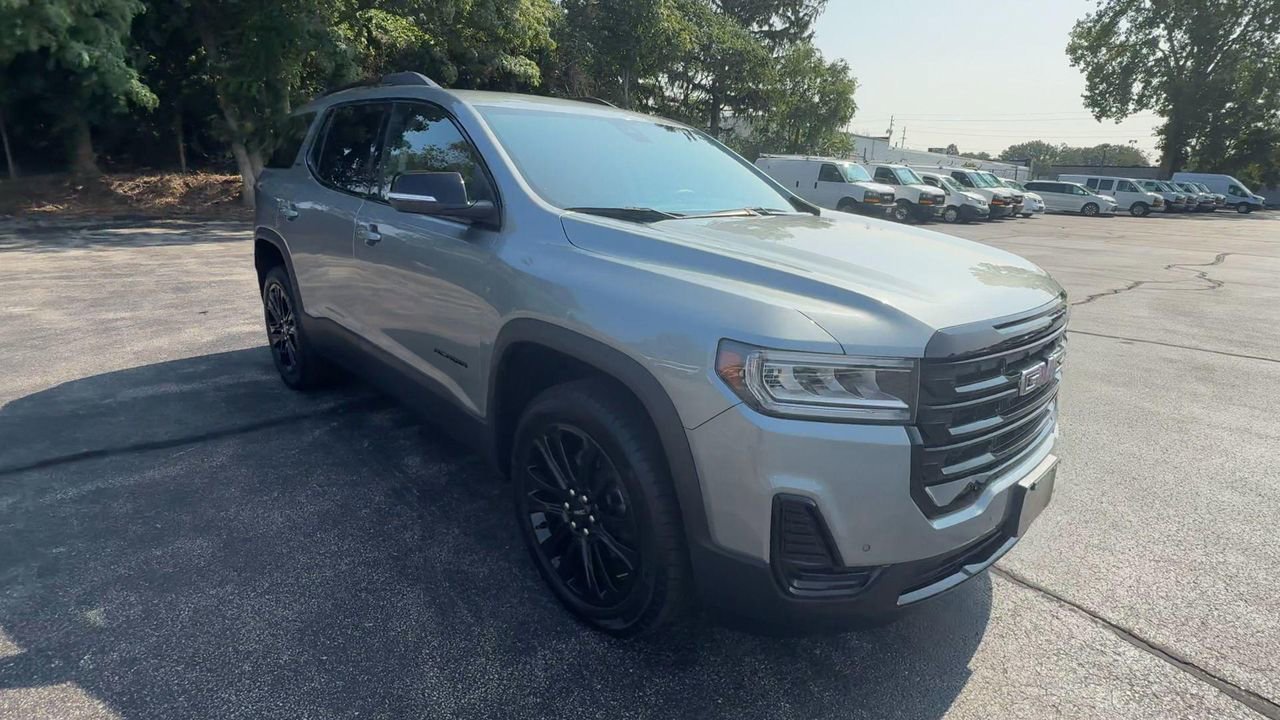 2023 Gmc Acadia SLE photo 2