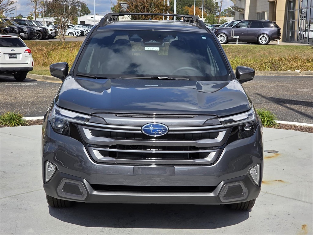 2025 Subaru Forester Limited photo 2