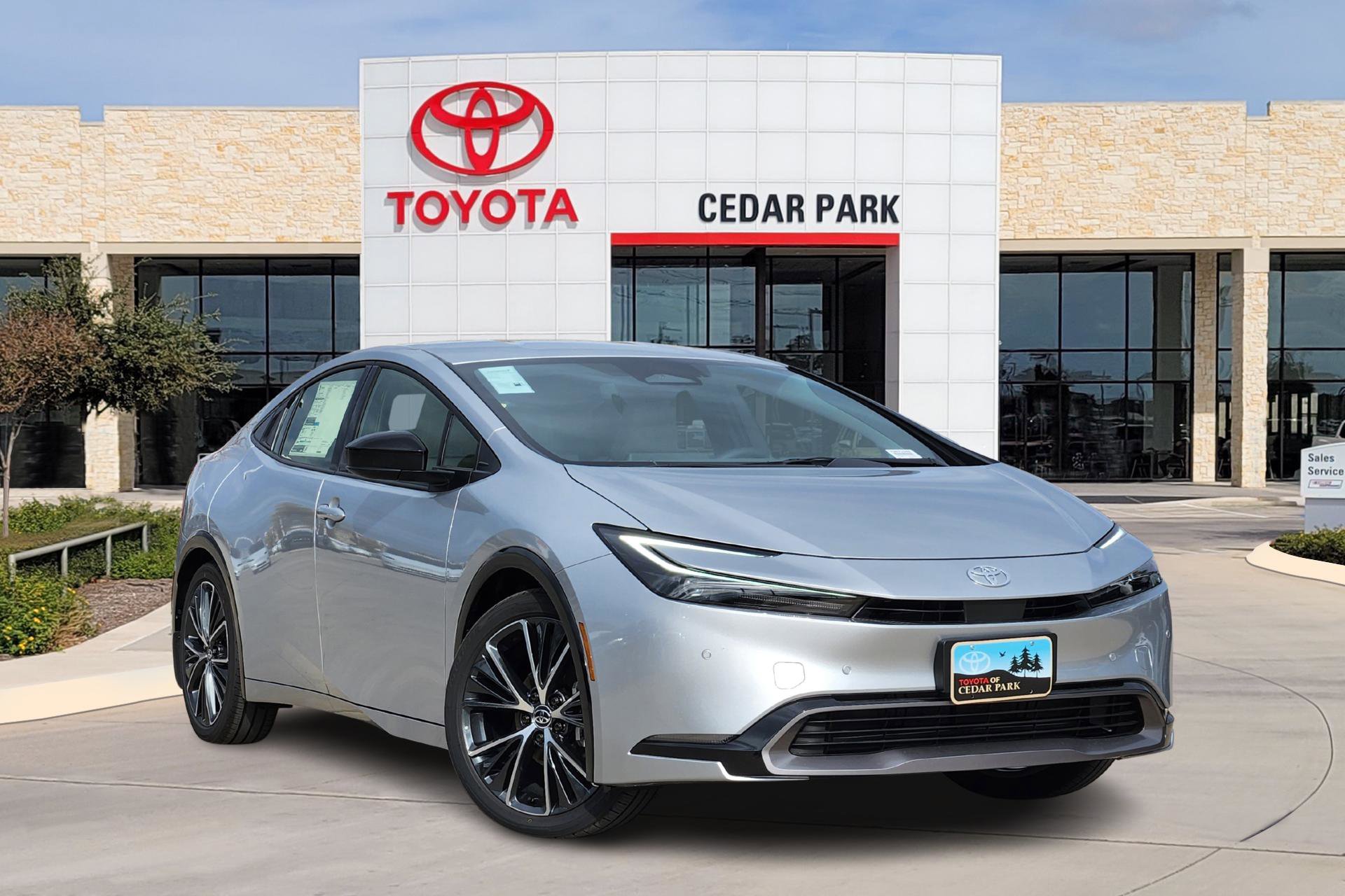 2026 Toyota Prius XLE's photo