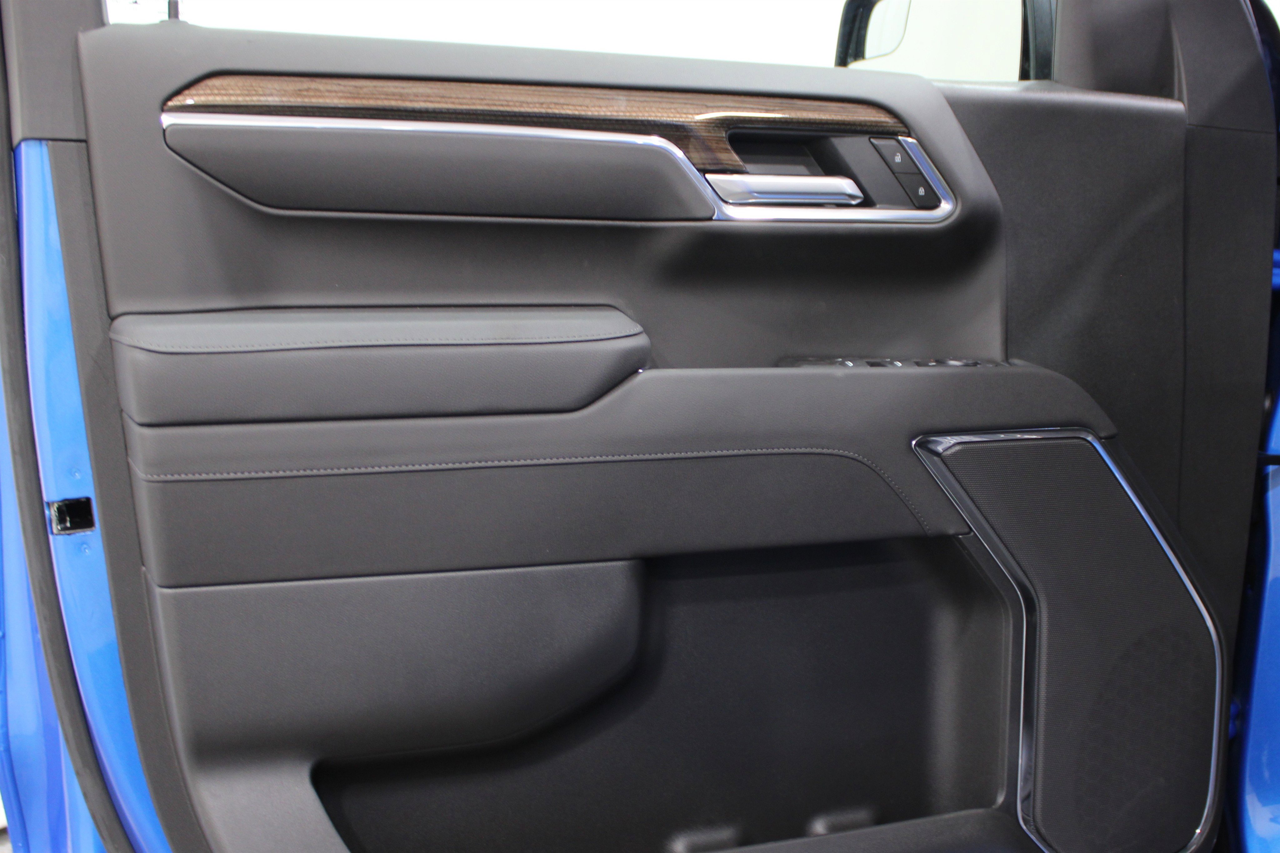 2026 Chevrolet Silverado 1500 LT Trail Boss photo 4