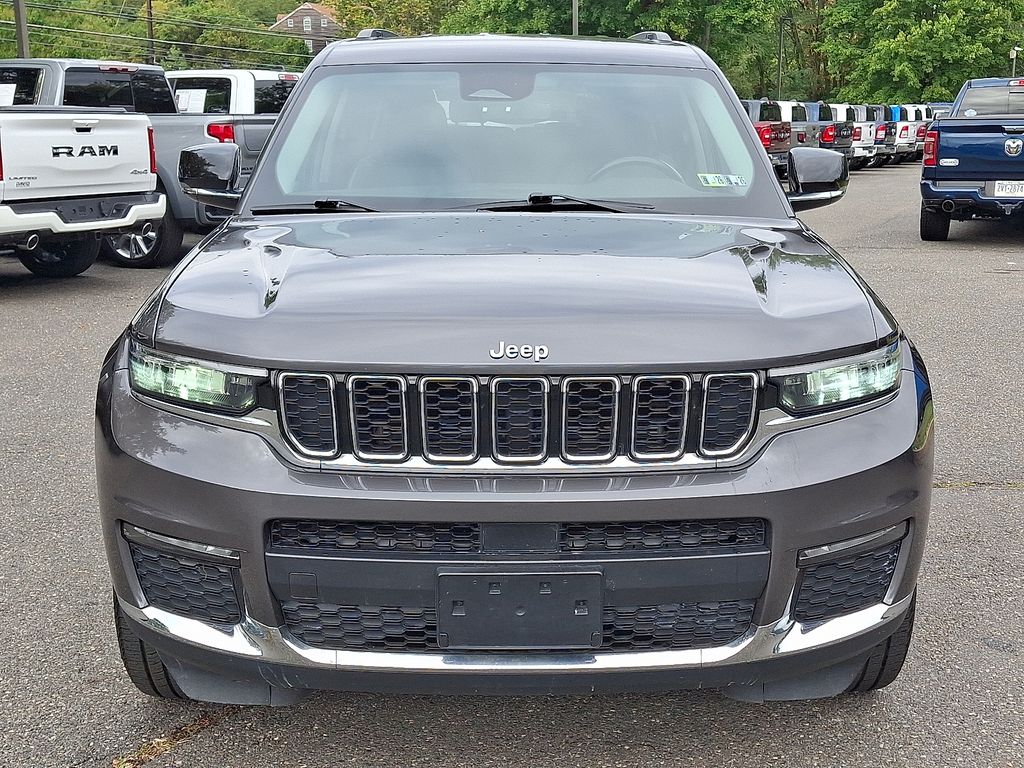 2021 Jeep Grand Cherokee Limited photo 2