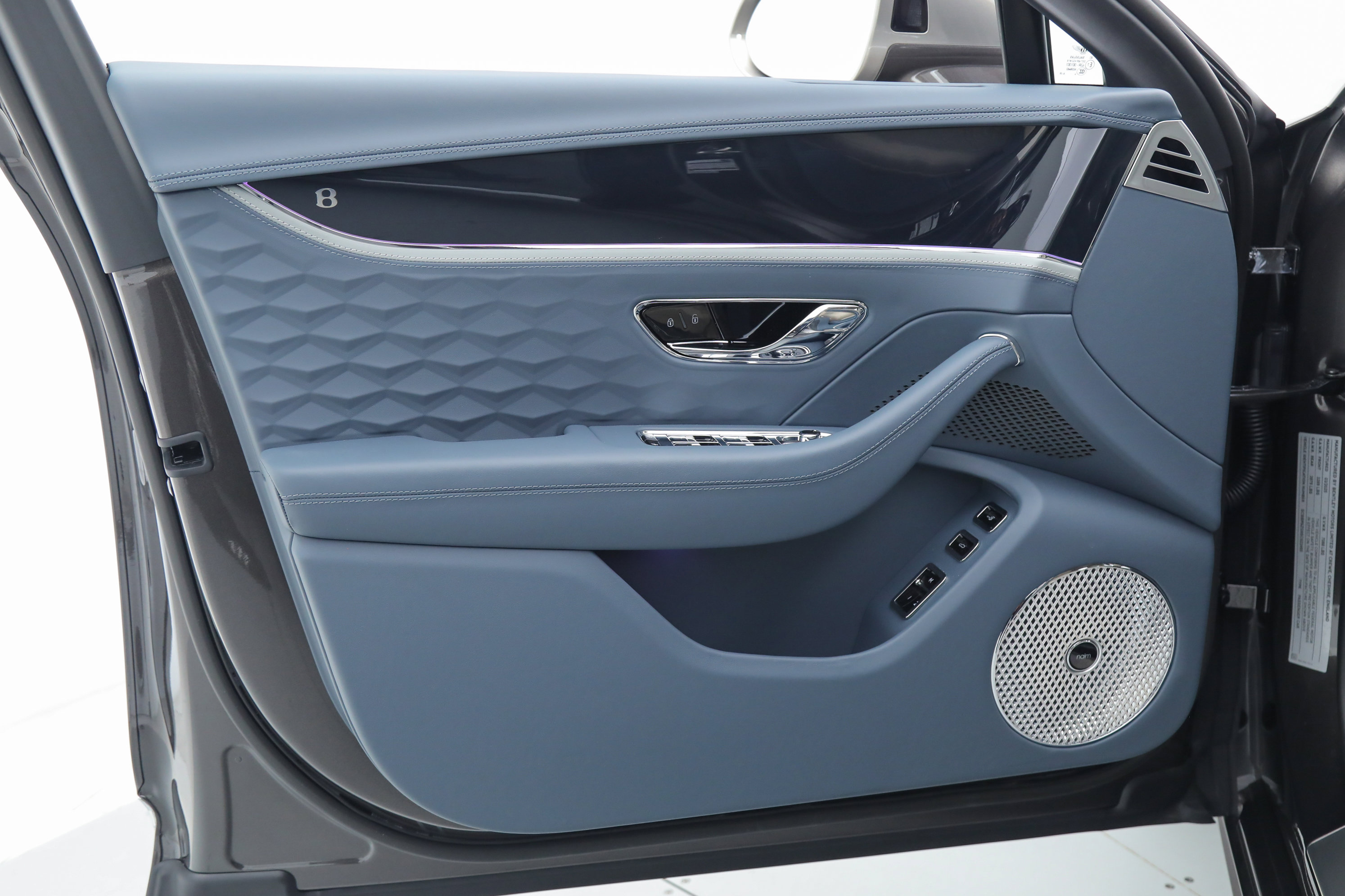 2025 Bentley Flying Spur Mulliner photo 23