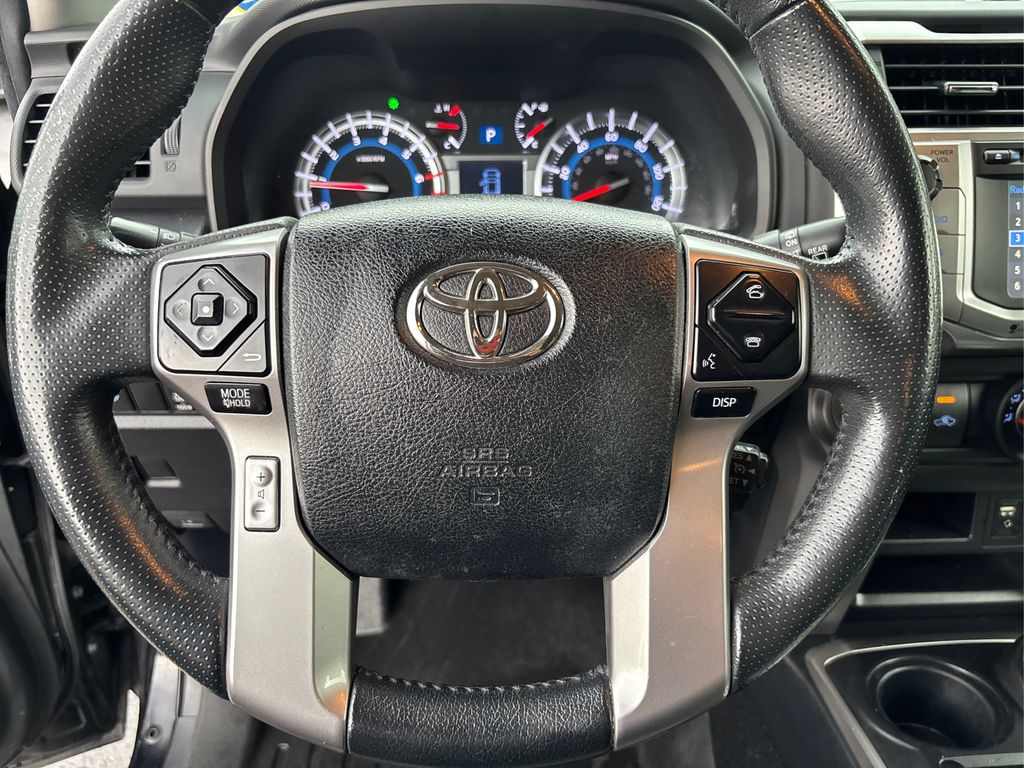 2016 Toyota 4Runner SR5 Premium photo 23