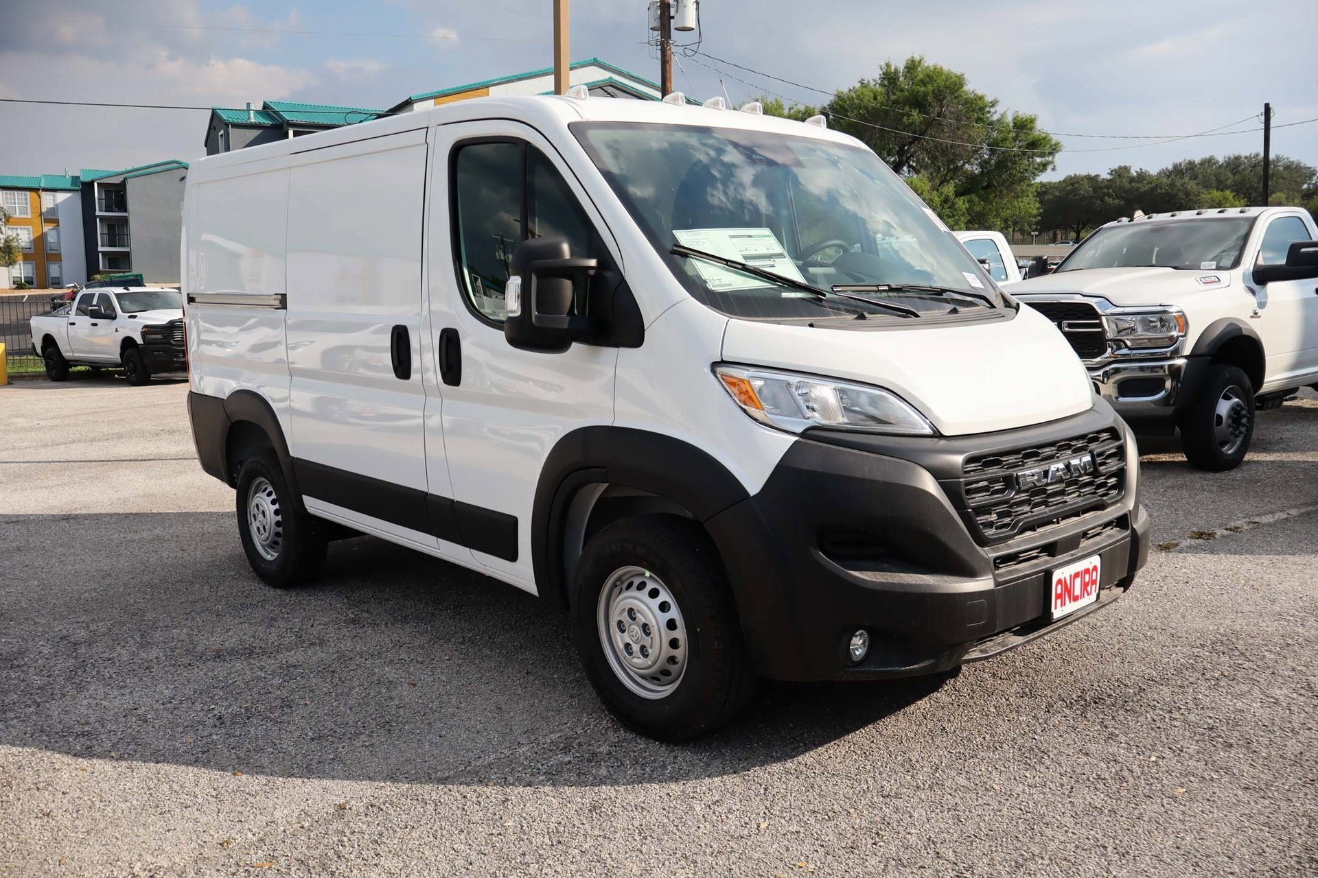 2026 Ram ProMaster 1500 photo 3