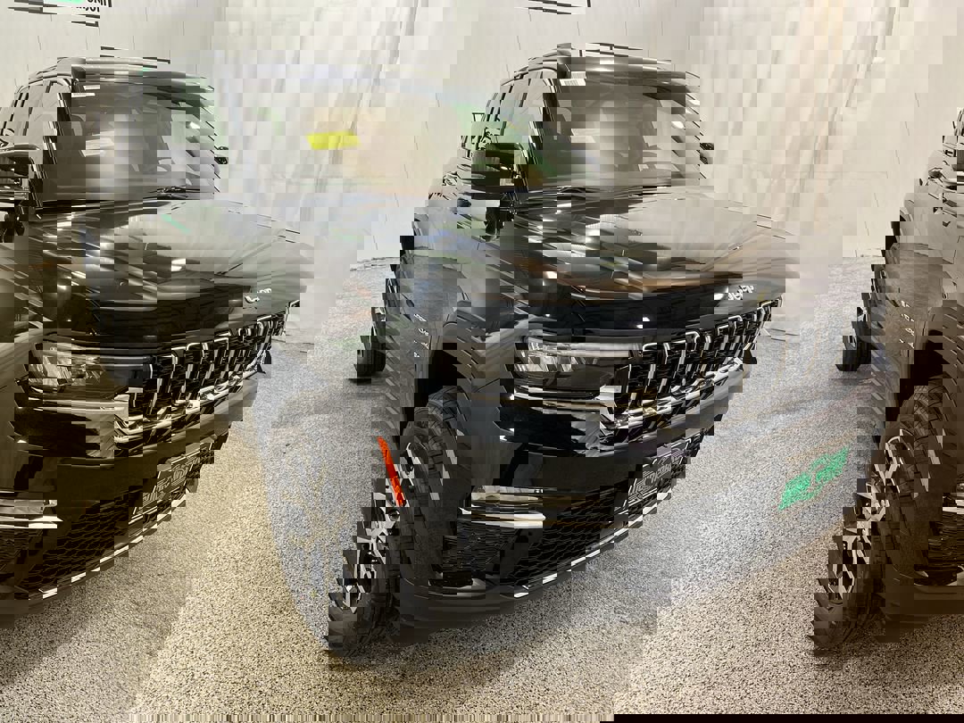 2025 Jeep Grand Cherokee Limited's photo