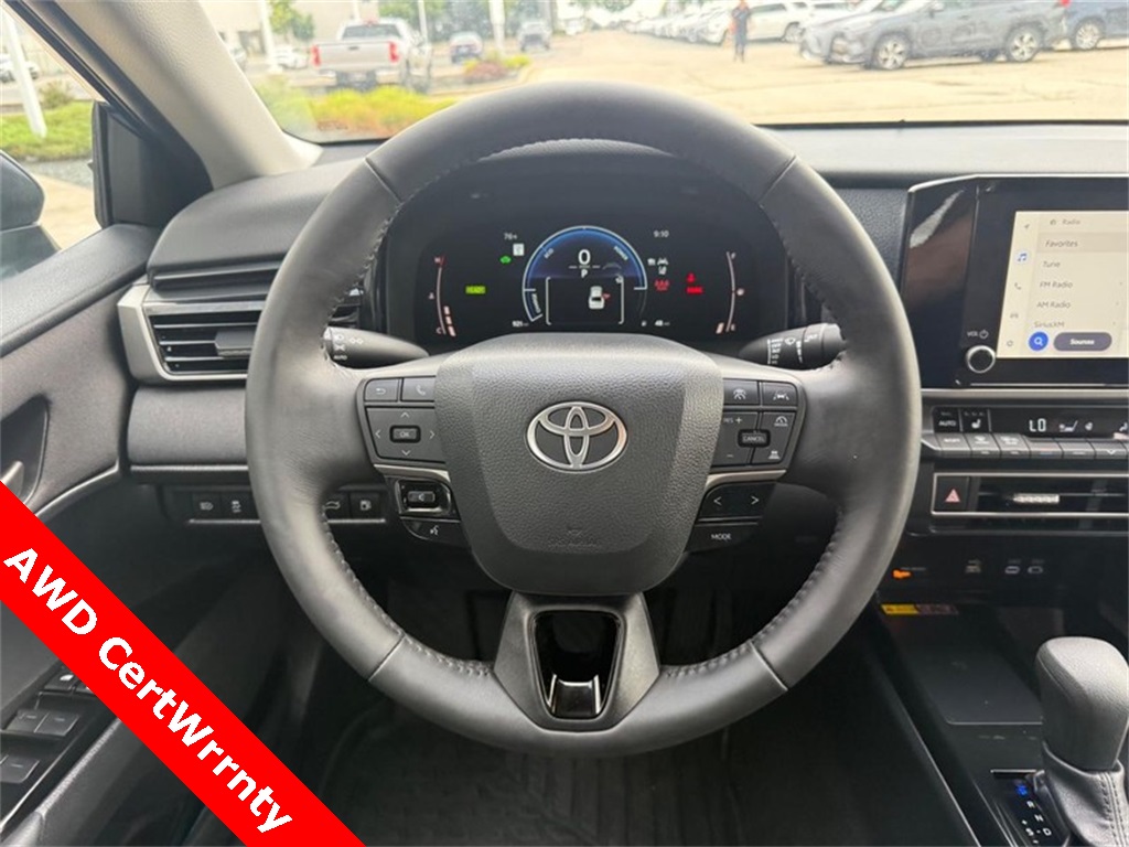 2025 Toyota Camry LE photo 13