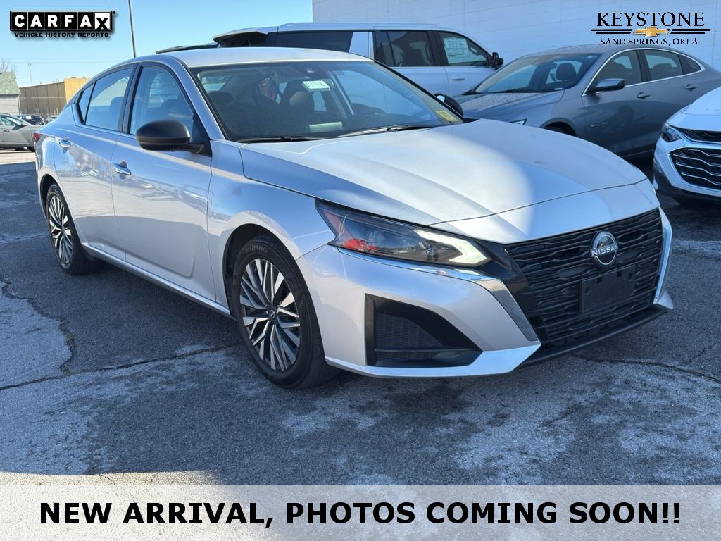 2024 Nissan Altima SV's photo