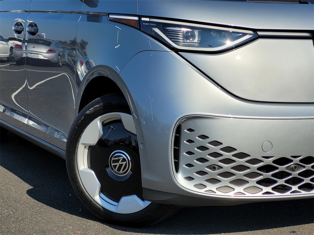 2025 Volkswagen ID. Buzz Pro S photo 3