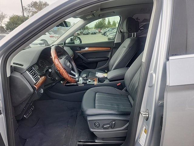 2023 Audi Q5 40 Premium photo 4