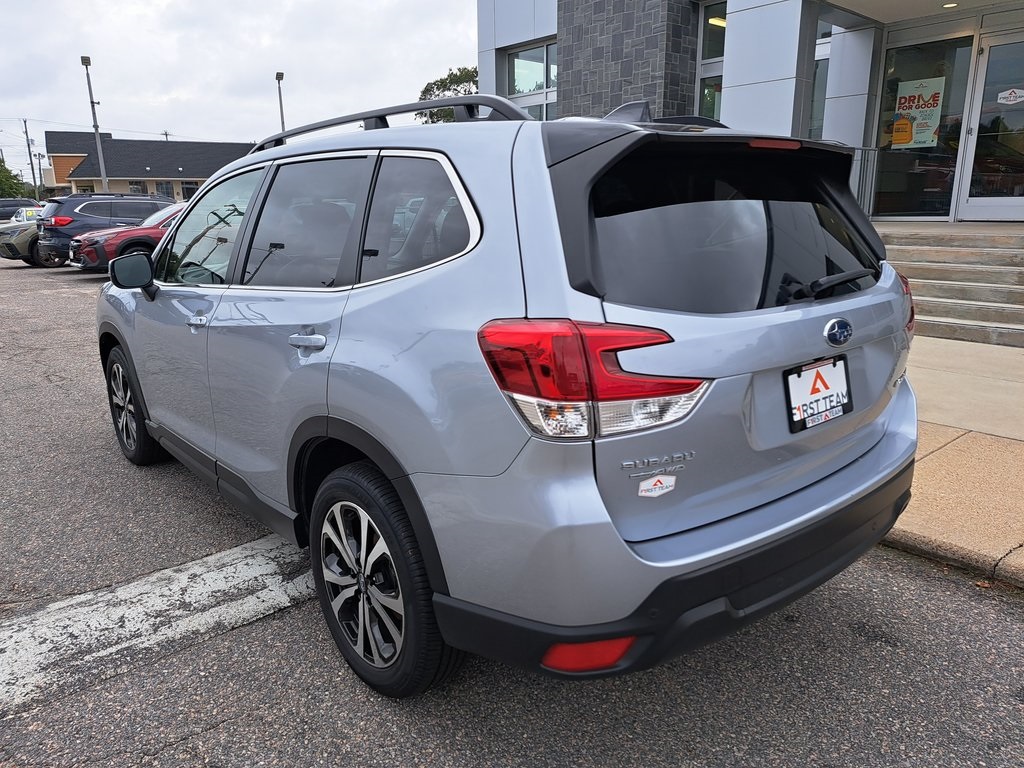 2024 Subaru Forester Limited photo 4