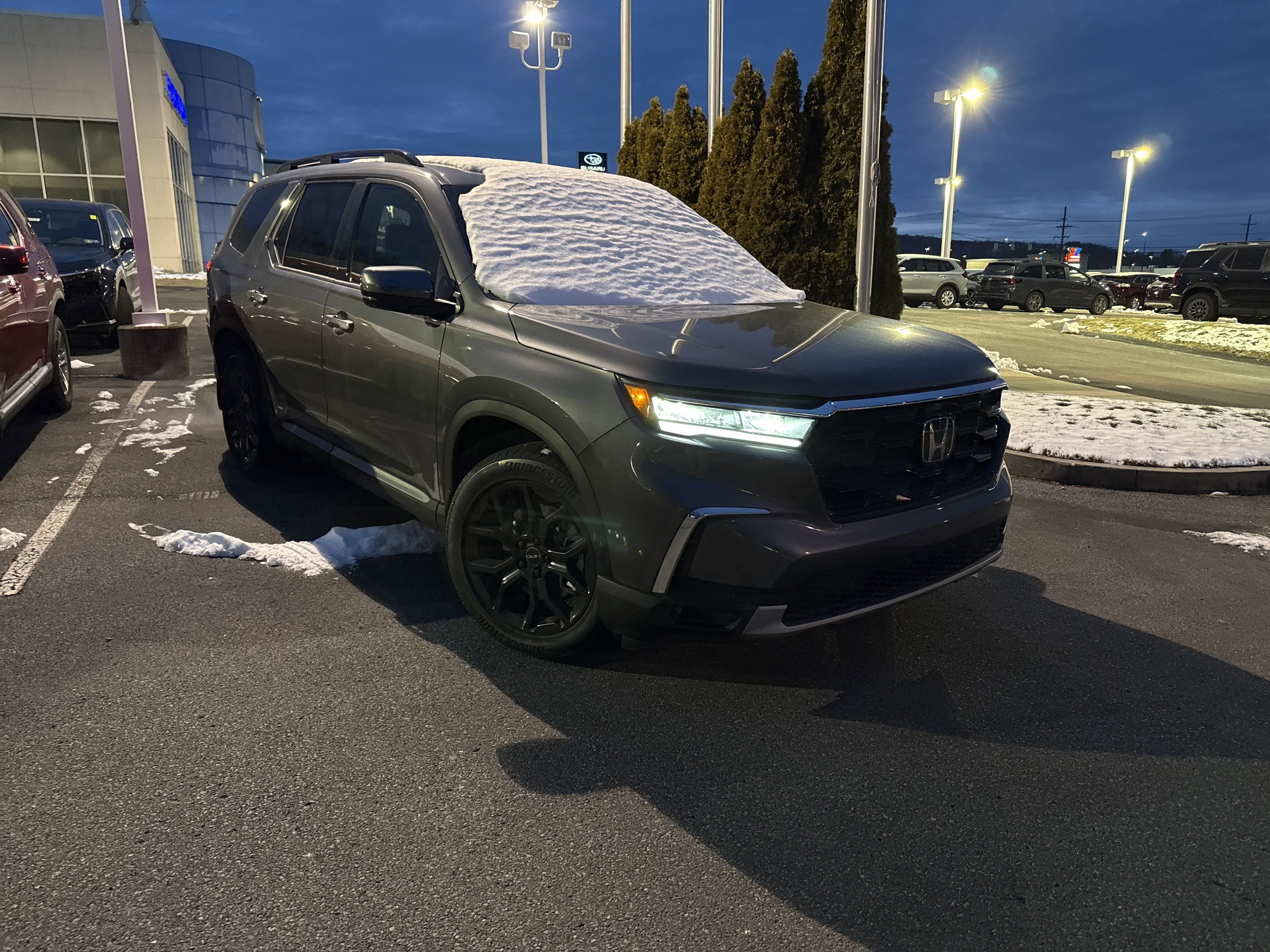 2025 Honda Pilot Touring's photo