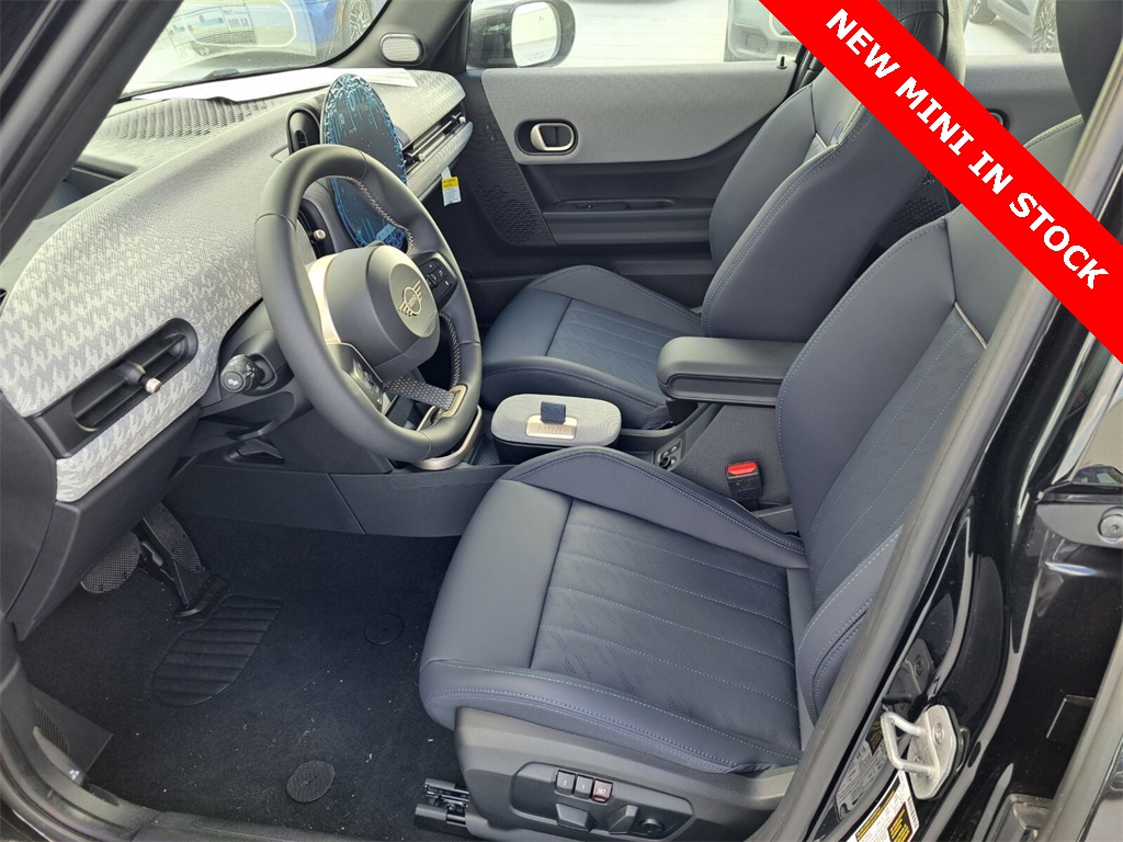 2025 Mini Cooper 4 Door Hardtop Signature photo 9
