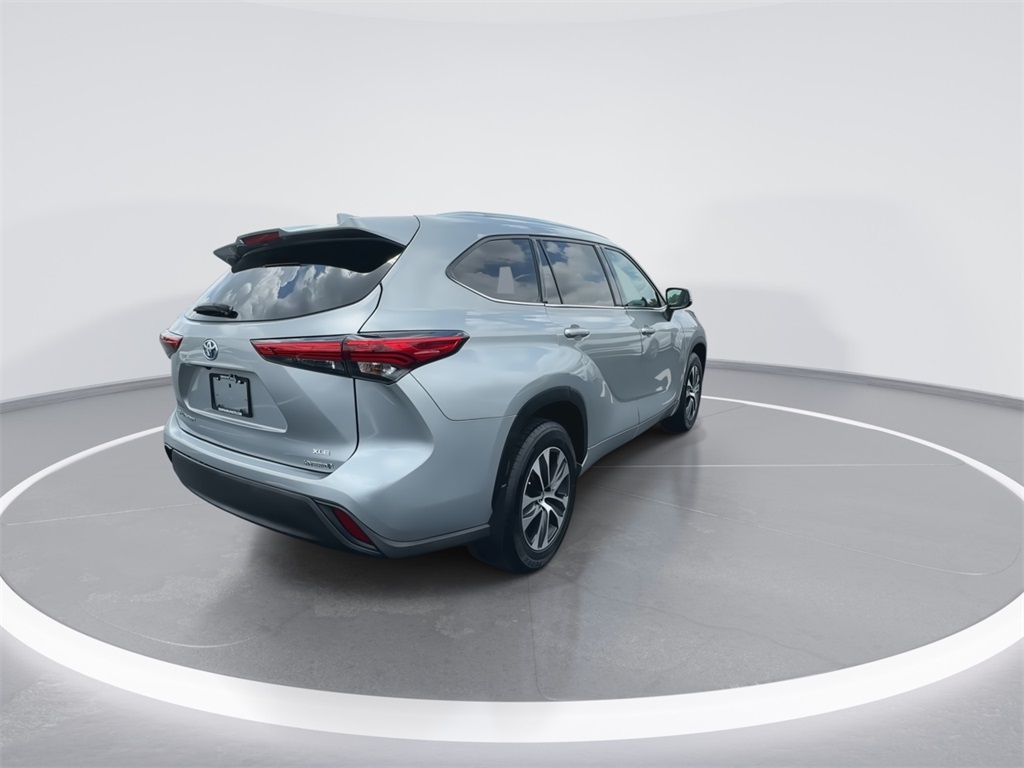 2021 Toyota Highlander Hybrid XLE photo 8