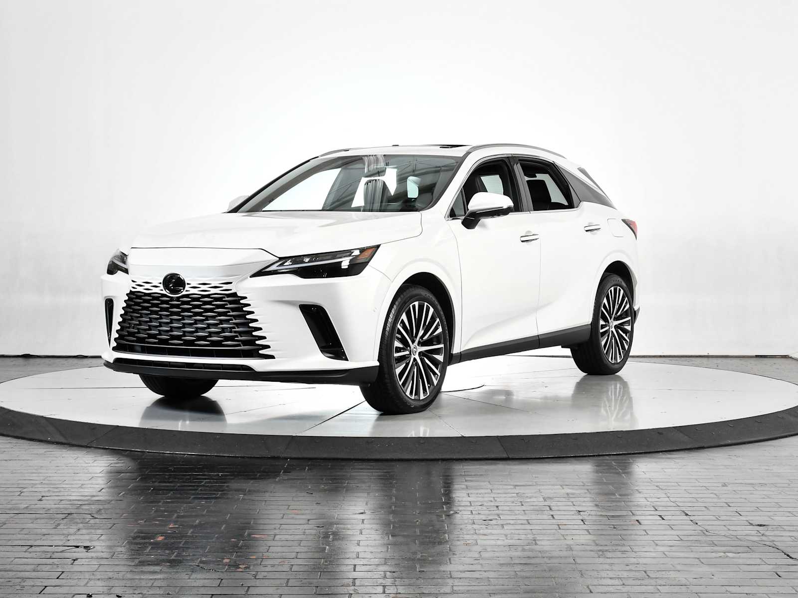 2024 Lexus RX 350's photo