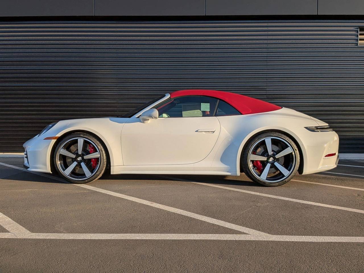 2026 Porsche 911 4S photo 2