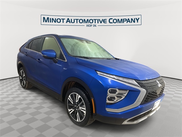 2024 Mitsubishi Eclipse Cross SE's photo