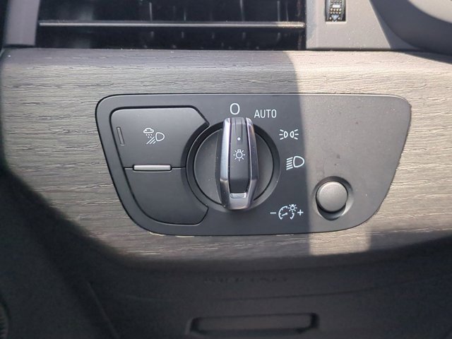 2024 Audi A4 45 S line Premium Plus photo 8