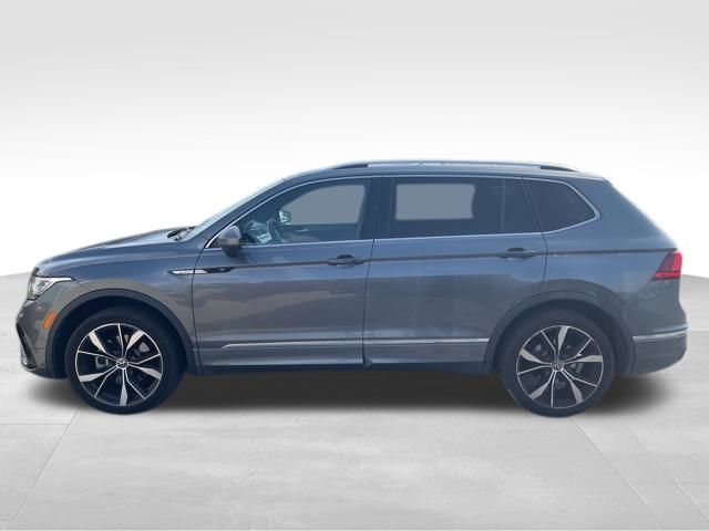 2022 Volkswagen Tiguan SEL Premium R-Line photo 4
