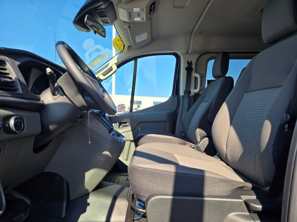 2025 Ford Transit Passenger photo 12