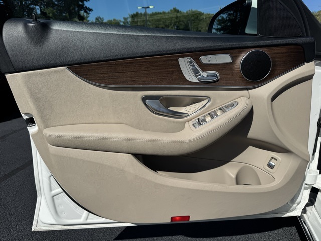 2019 Mercedes Benz C 300 4MATIC photo 19