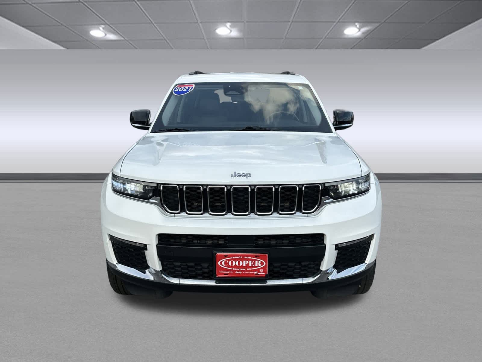 2021 Jeep Grand Cherokee Limited photo 2