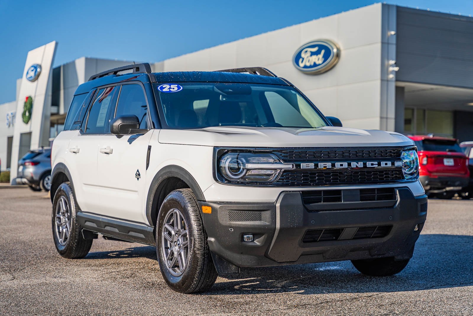 2025 Ford Bronco Sport Outer Banks's photo