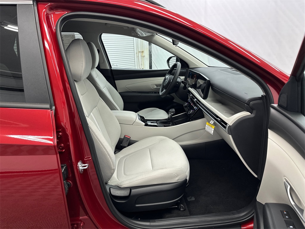 2026 Hyundai Tucson SEL photo 14