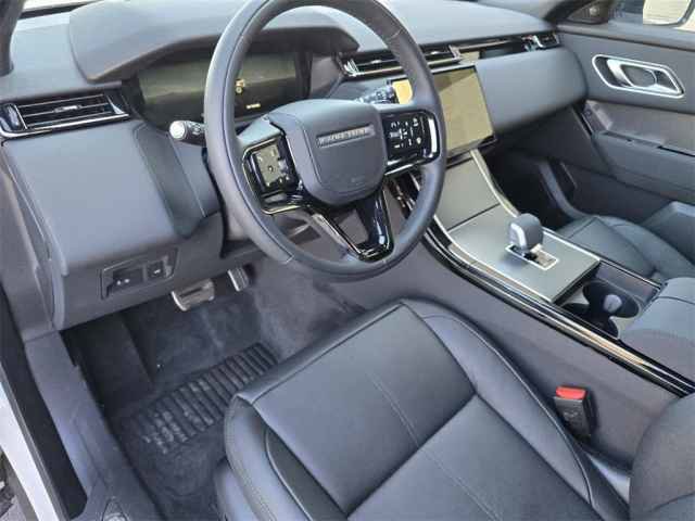 2025 Land Rover Range Rover Velar SE photo 27