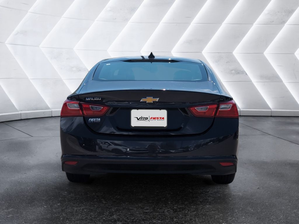 2023 Chevrolet Malibu LS photo 5