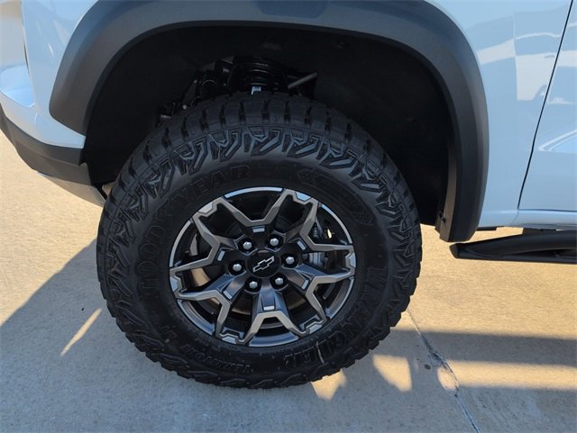 2026 Chevrolet Colorado ZR2 photo 4