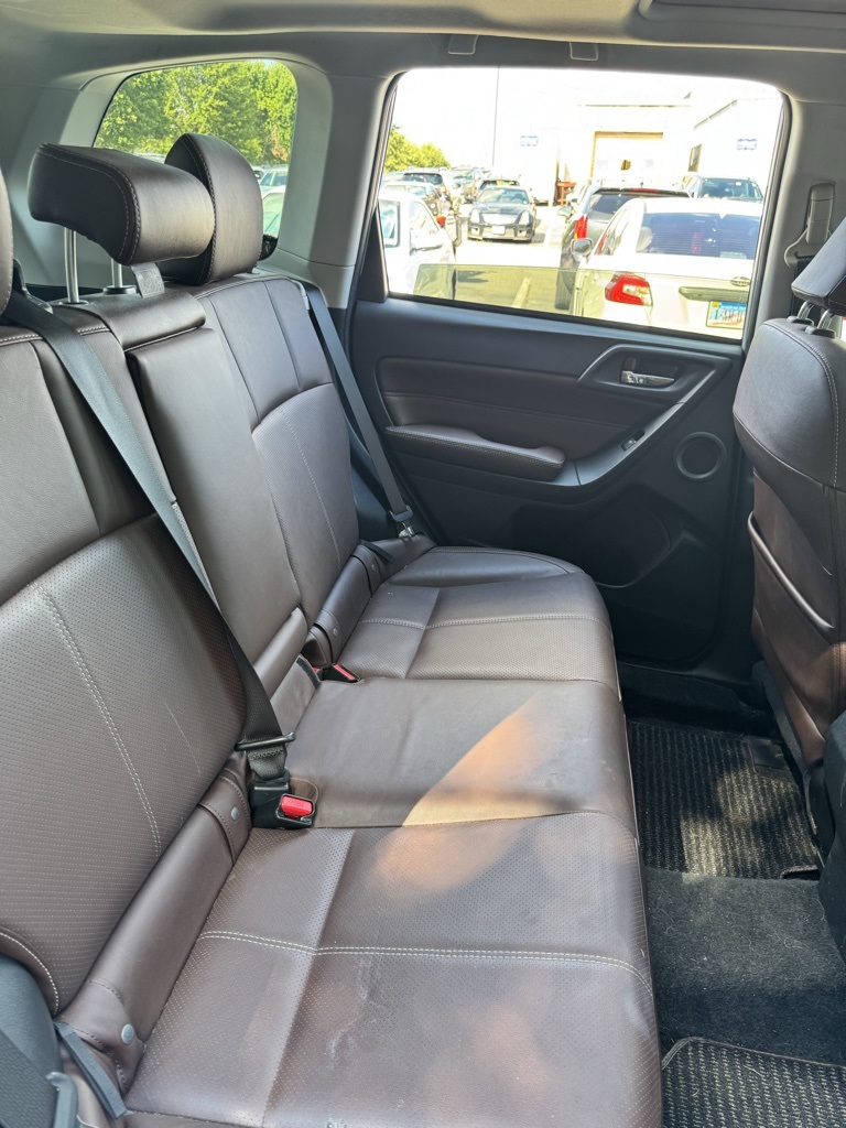 2017 Subaru Forester 2.5i Touring photo 7