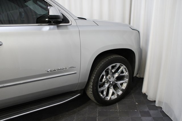 2018 Gmc Yukon XL SLE photo 12