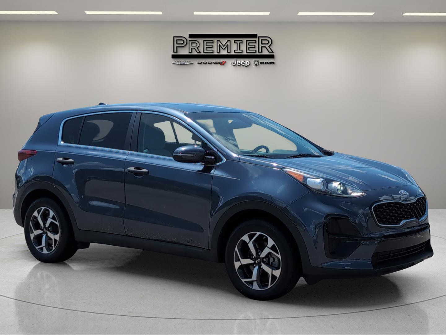 2020 Kia Sportage LX photo 3