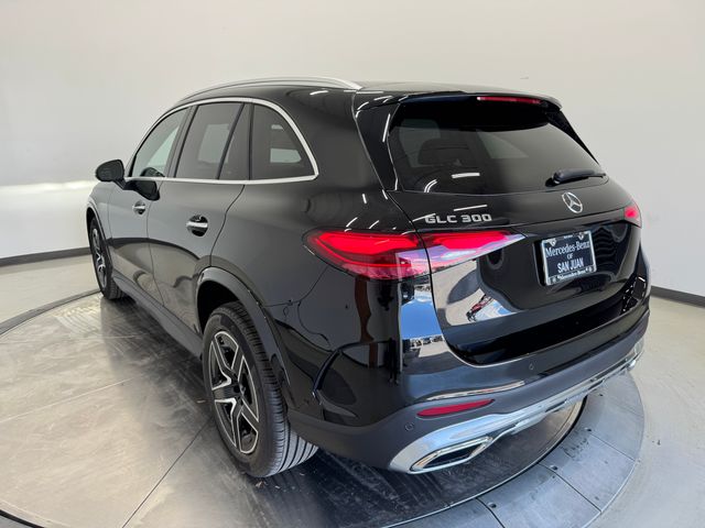 2026 Mercedes Benz GLC 300 photo 5