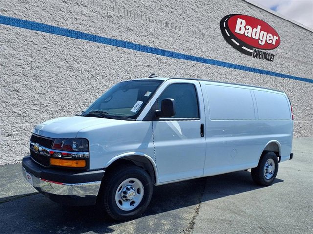 2025 Chevrolet Express Cutaway