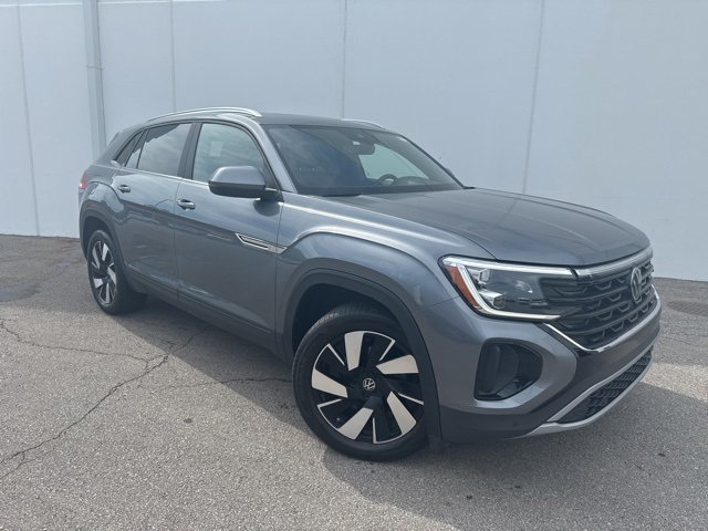Certified 2024 Volkswagen Atlas Cross Sport SE w/Tech with VIN 1V2KE2CAXRC216457 for sale in Kansas City