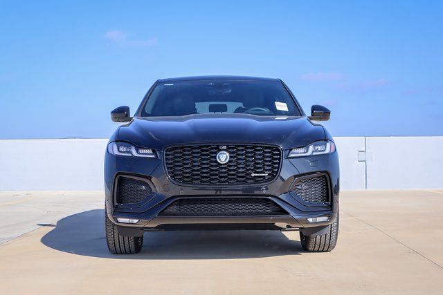 2025 Jaguar F-PACE P400 R-Dynamic S photo 2